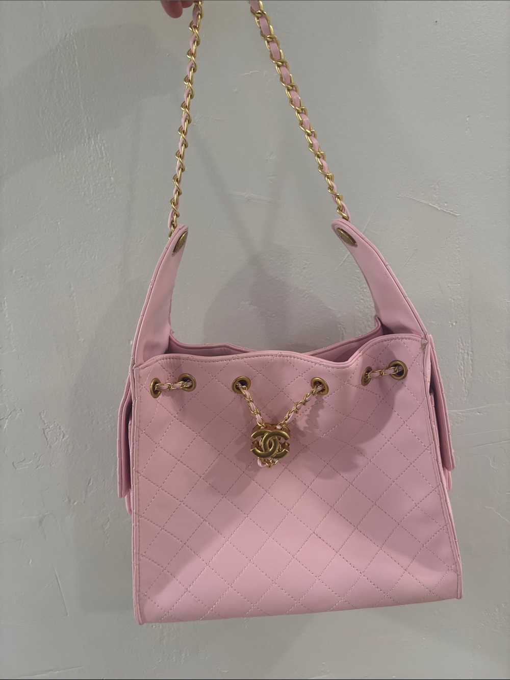 Pink Quilted Shoulder Bag with Gold Chain Strap really good quality